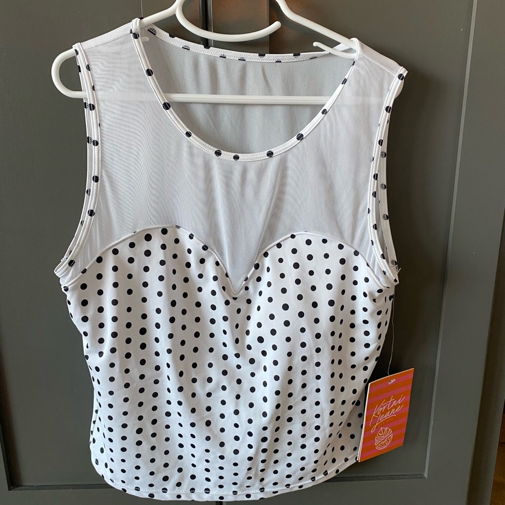 NWT Kortni Jeane Netted Sweetheart